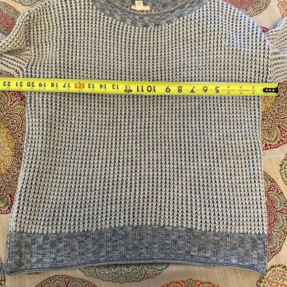 A New Approach a.n.a. Sweater Women’s Size Medium Round Neck Pullover Light - Picture 10 of 11